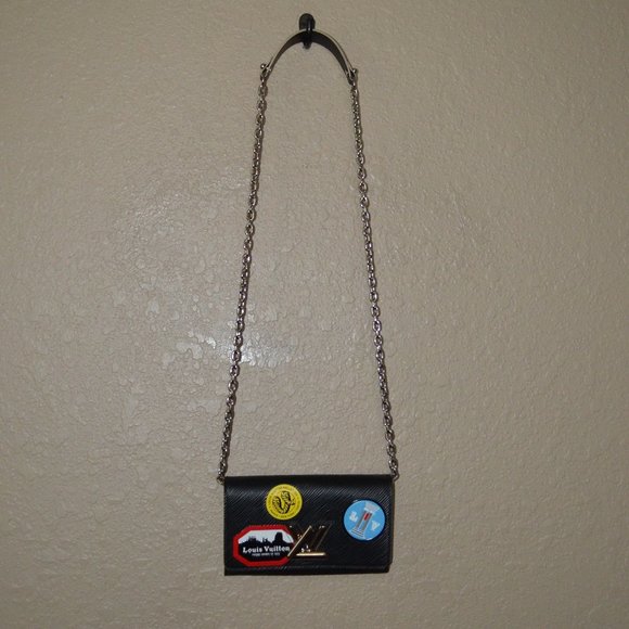 $3800  Louis Vuitton Epi World Tour Twist Chain Wallet Noir Black Crossb… - Picture 6 of 13